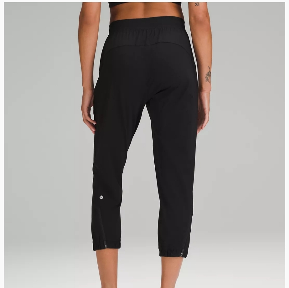Lululemon adapted high rise jogger